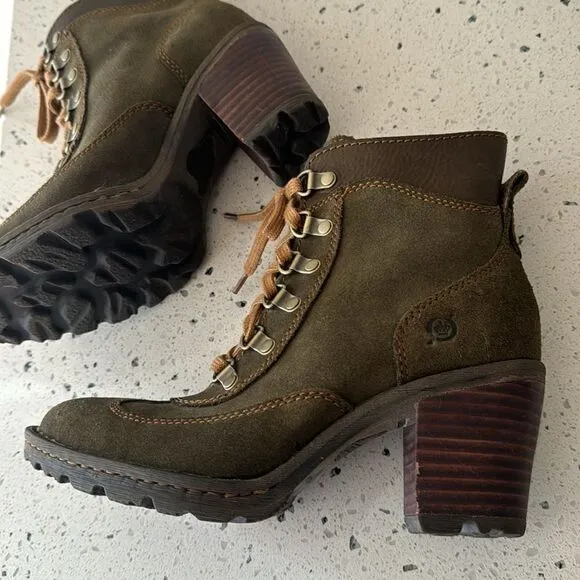 BORN Ronnie Women’s Olive Green Suede Leather Block Heel Lace Up Boots Size 6.5