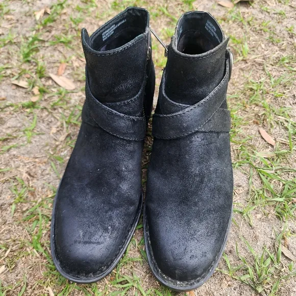 BORN Trinculo Ankle Boots NWOT