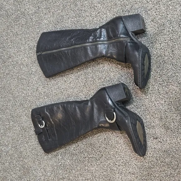 Born Women Shaylee Tall Leather Buckle Heels Boots shoes sz 6.5M