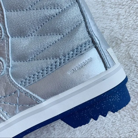 BrandNew Sorel Limited Disney Tofino Frozen Boots​