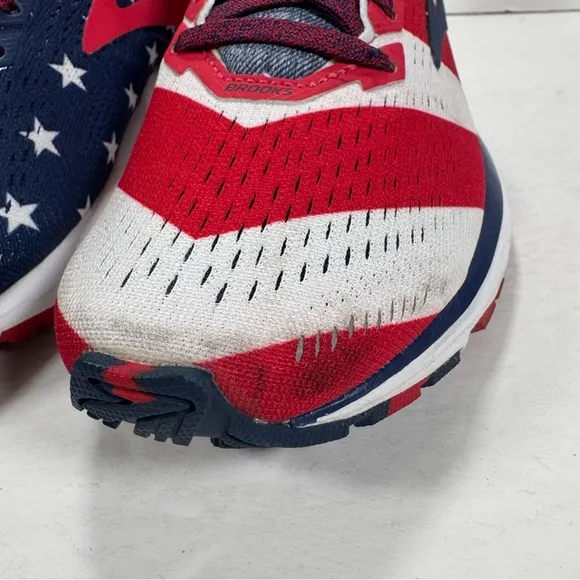 Brooks Launch 5 Victory Stars and Stripes Red White Blue Running Shoes Women 7B
