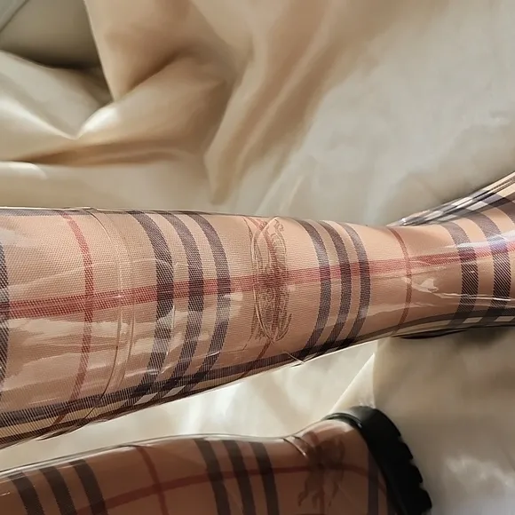 Burberry Plaid Women's Rain Boots, 37/7, $140