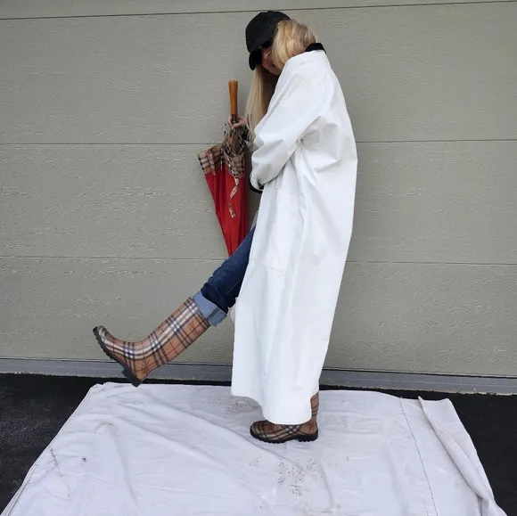 Burberry Plaid Women's Rain Boots, 37/7, $140