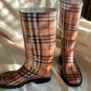 Burberry Plaid Women's Rain Boots, 37/7, $140