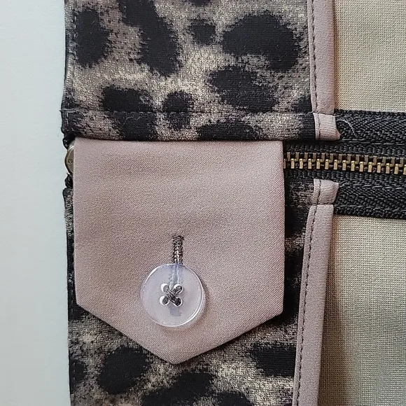 CAbi Jungle Skirt Taupe/Gray/Black Puma Leopard Print Size 4 NWOT