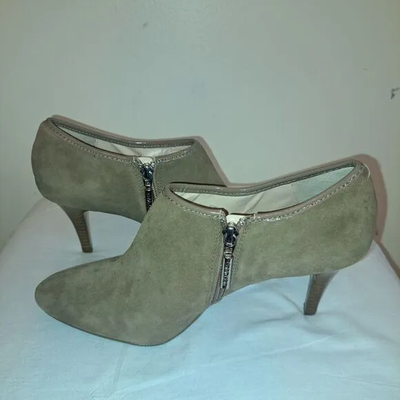 Calvin Klein Ankle Boots Booties 9.5 M‎ Pointed Toe Brown Suede Leather Women’s