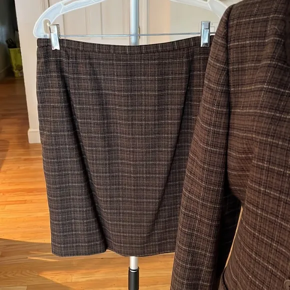CALVIN KLEIN size 12 brown plaid 2 piece skirt suit wool cashmere blend