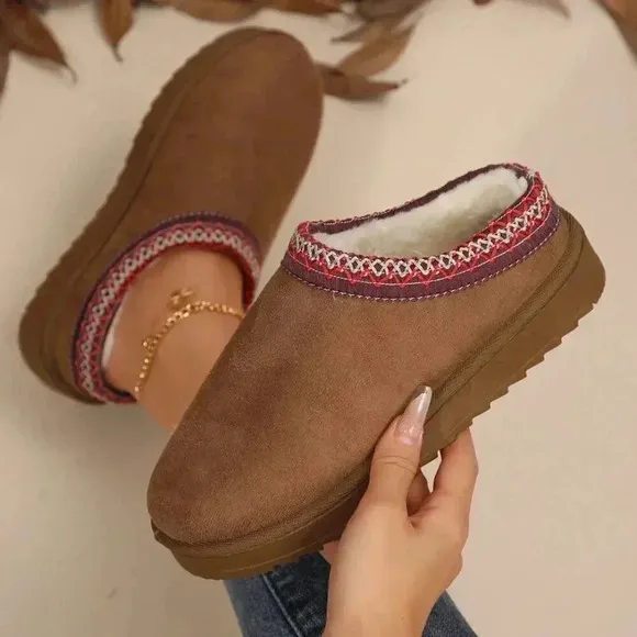 Camel Fashionable Women's Faux Fur Lined Sandals And Platform Snow Boots