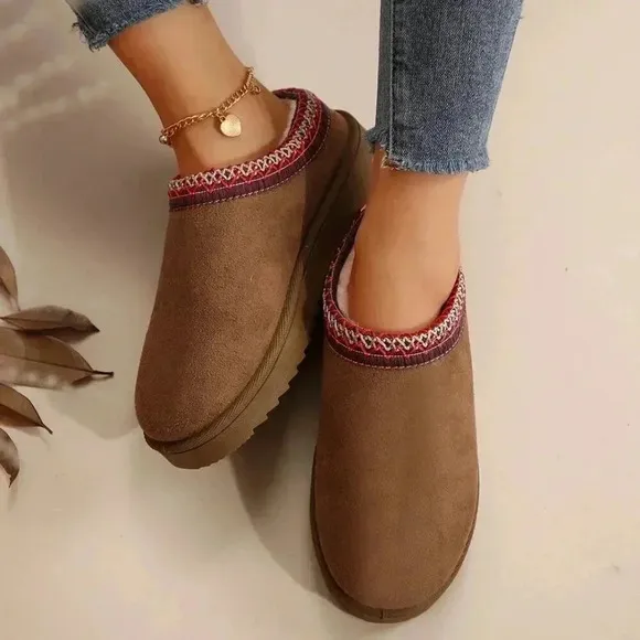 Camel Fashionable Women's Faux Fur Lined Sandals And Platform Snow Boots