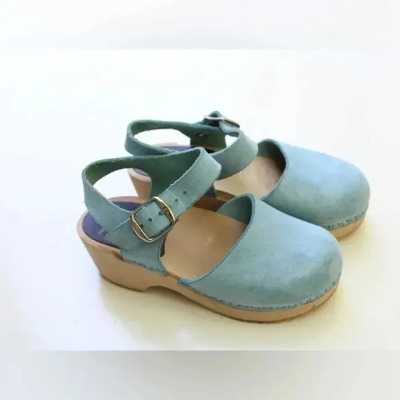 Cape clogs kids shoes