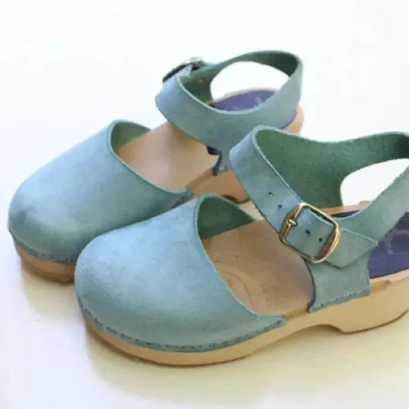 Cape clogs kids shoes