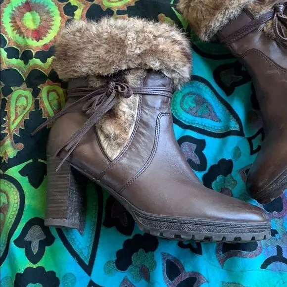 Caprice Women's Leather Faux Fur Heeled Brown Boots - Size 8
