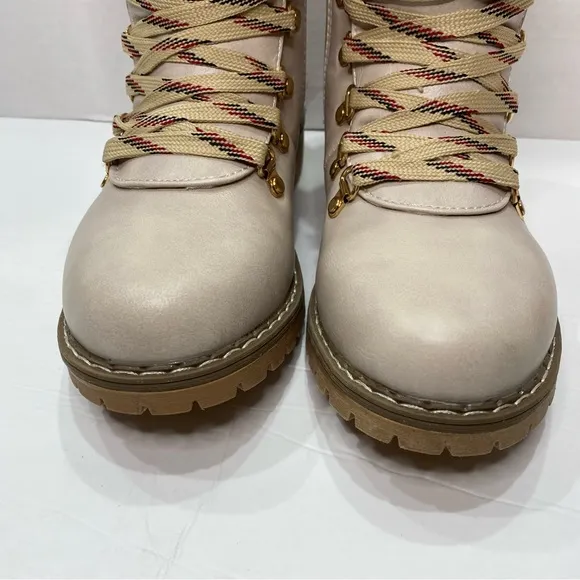 Catherine Boots New 6.5