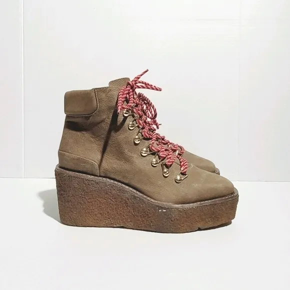 CECELIA NEW YORK Helga Platform Wedge Hiker Boots