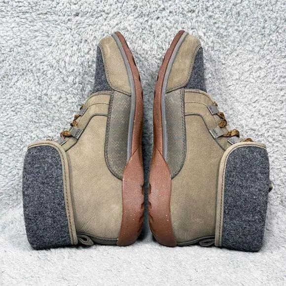 Chaco Barbary Womens Size 9 Foldover Boots Nickel Gray Leather Waterproof