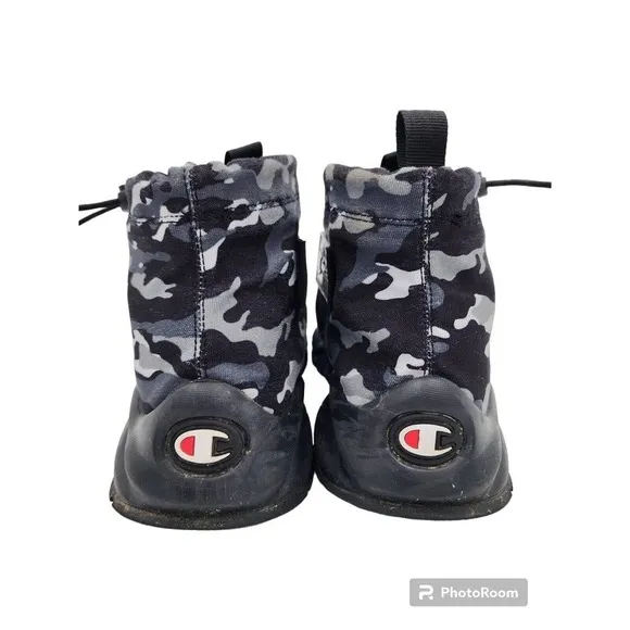 Champion Rally Drizzle Camo High Top Waterproof Shoes Size 6 Youth