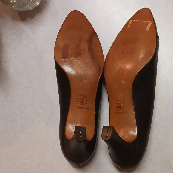 Chanel Brown Leather Heels. Beautiful Condition. Size 38.5