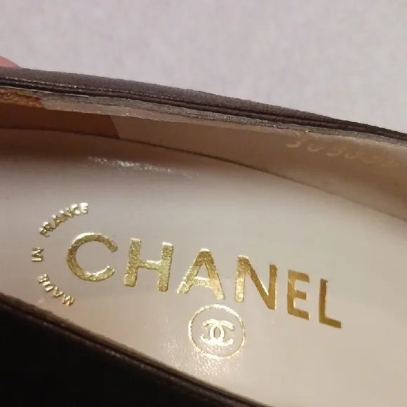 Chanel Brown Leather Heels. Beautiful Condition. Size 38.5