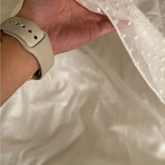 Charming White Off-the-Shoulder Women’s Dress Size S