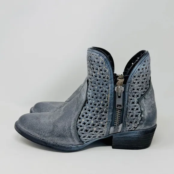 CIRCLE G Corral Laser Cut Leather Boots SIZE 11