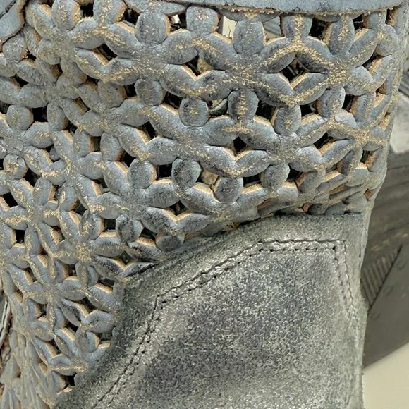 CIRCLE G Corral Laser Cut Leather Boots SIZE 11