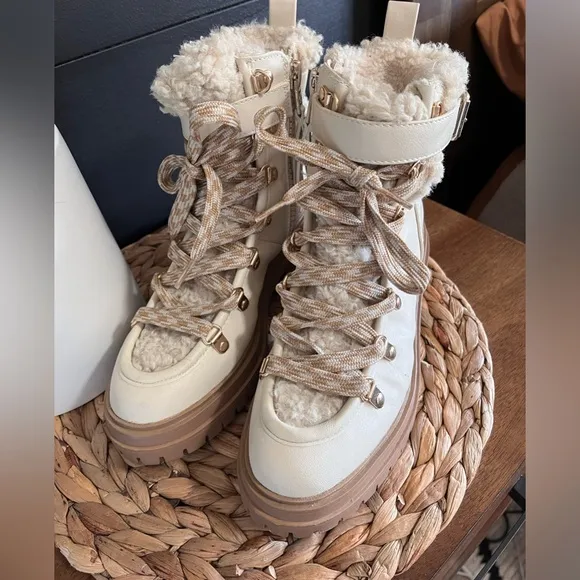 CIRCUS Sam Edelman Women’s Gretchen Shearling Hiking Lace Up Boots Sz 7 EUC