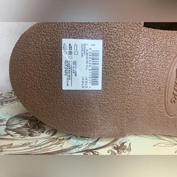 Clarks Brown Chukka Boots with Suede Finish