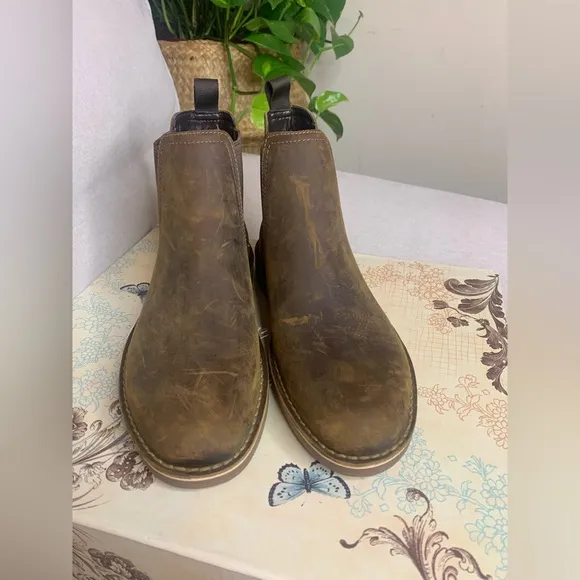 Clarks Brown Chukka Boots with Suede Finish