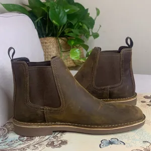 Clarks Brown Chukka Boots with Suede Finish