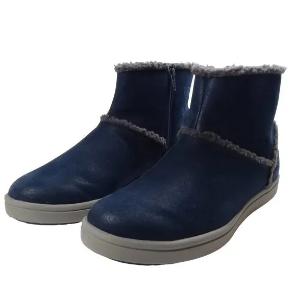 Clarks Cloudsteppers Step Glow Rose Women's Blue Faux Fur Lined Zip Boots 9.5W