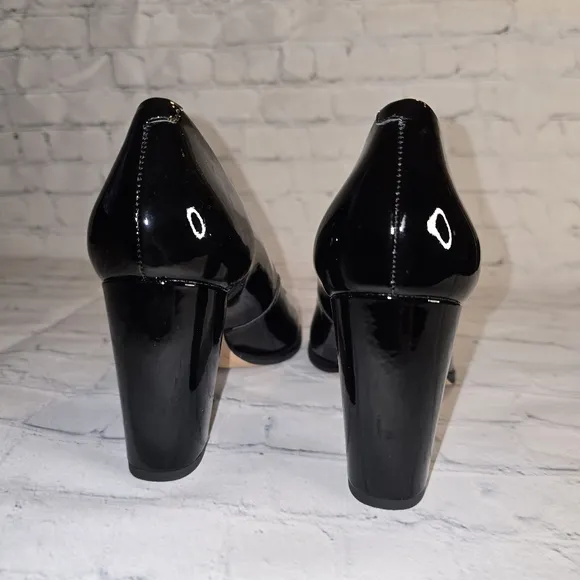 Clarks Elegant Black Women's  Patten Learher Heels Size 8 1/2