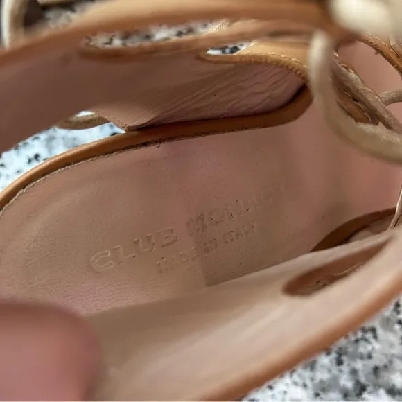 Club Monaco | Elegant Tan Leather Lace-Up Heels Size 40