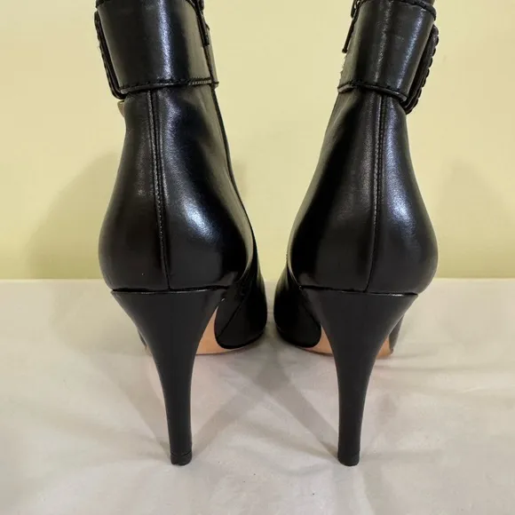 COACH Blossom Black Leather Belted Heeled Semi Mite Short Boots Sz 5.5