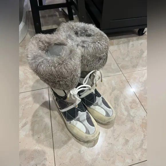 Coach Fur Boots