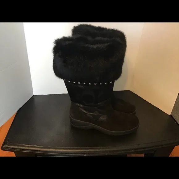 Coach Lesly Suede Fur Trimmed Boots