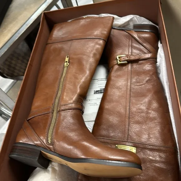 Coach Micha Cheatnut Brown Leather Buckle Riding Boots Size 5.5 Wide Calf