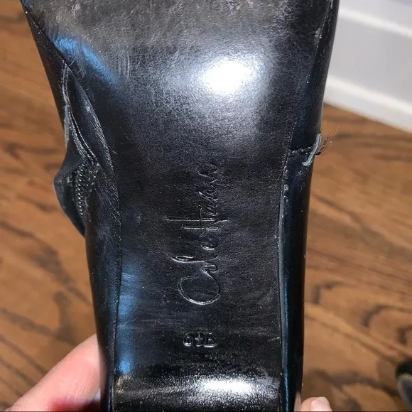 Cole Haan Black Leather Short Boots size 6.5