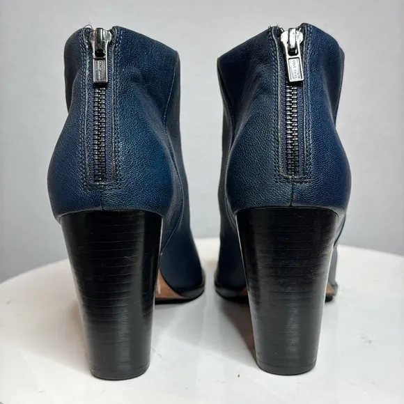 COLE HAAN DEY BLAZER BLUE LEATHER ALMOND TOE STACKED HEEL ANKLE BOOTS BOOTIES