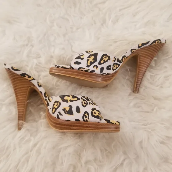 COLIN STUART for VS LEATHER ANIMAL PRINT HEELS