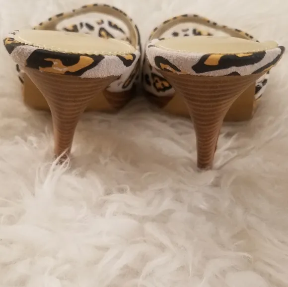 COLIN STUART for VS LEATHER ANIMAL PRINT HEELS