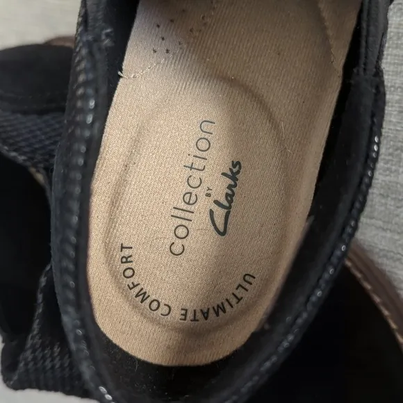 Collection by Clarks Women's Camzin Mix Black Suede Ankle Boots 6.5 NIB
