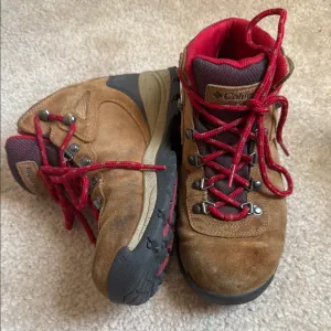 Columbia Brown   Red Waterproof Ankle Hightop Hiking Boots Women’s size 7