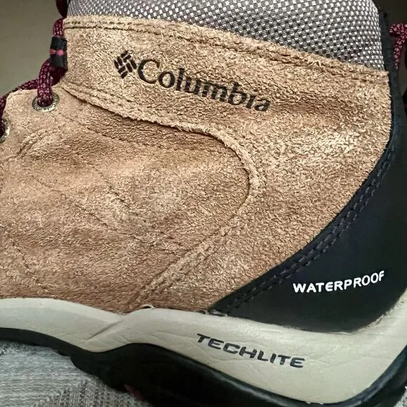 Columbia Mount Carmel Tan Suede Waterproof Lace Up Hiking Ankle Boots Women’s 10