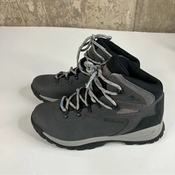 Columbia Women’s Newton Ridge Plus Waterproof Hiking Shoes Size 10
