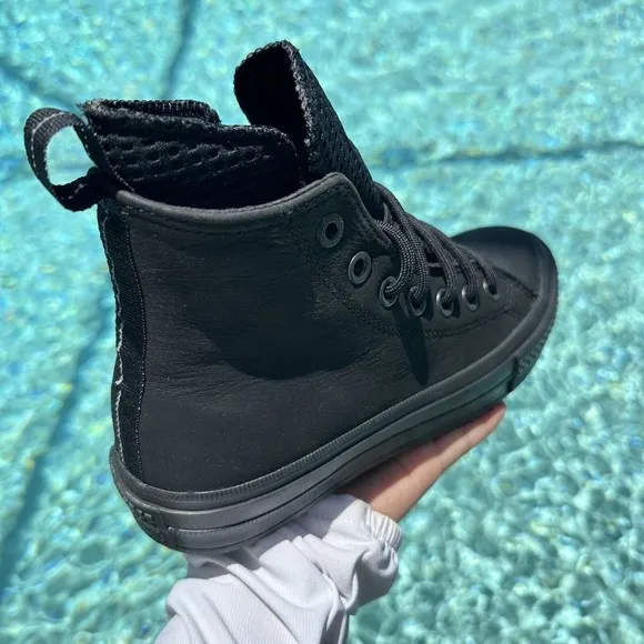 Converse Chuck Taylor All Star Waterproof High Triple Black 162409C