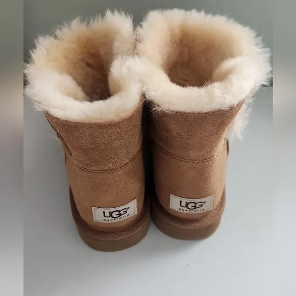COPY - Ugg Bailey Button Bootels Women's 8