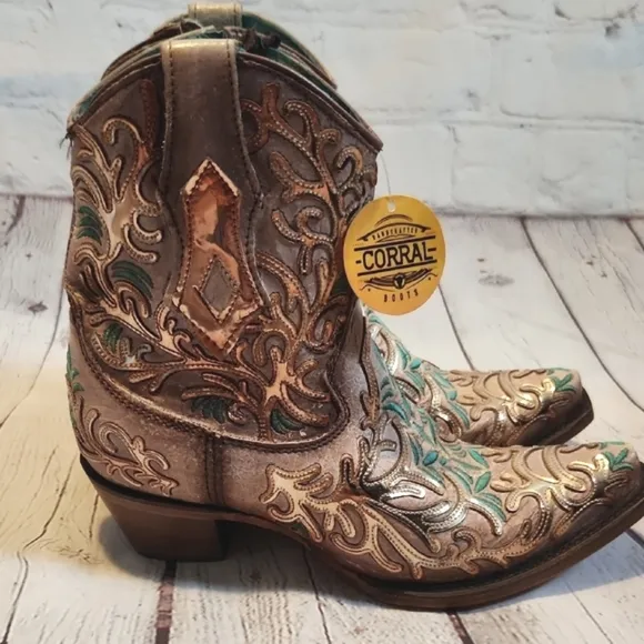 Corral Tan and Teal Embroidered Short Boots