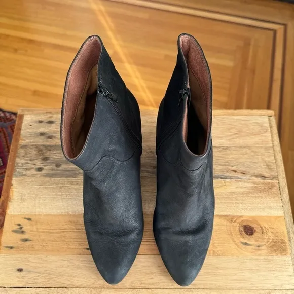 Corso Como Black Oiled Leather Pointy Toe Wedge Mob Wife Ankle Boots Size 10