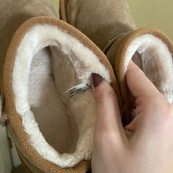 Cozy Brown Ankle Boots size 9