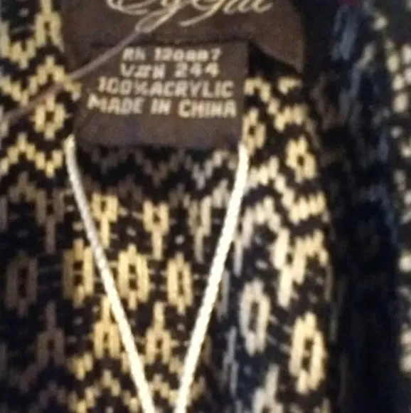 Cozy Knitted Wrap New